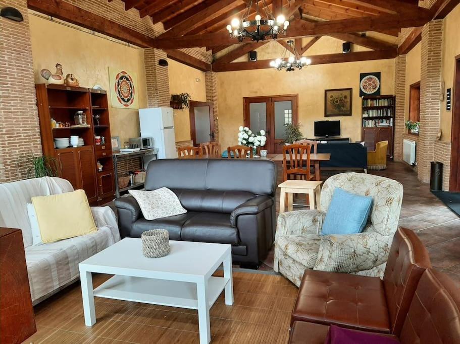 Lhamo Mandala House Villa ปอนเตเบดรา ภายนอก รูปภาพ